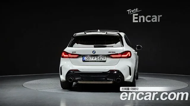 2022 BMW 1-Series, foto 4