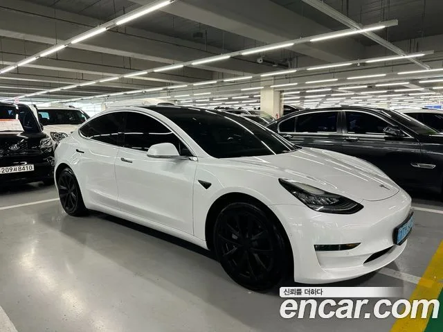 2020 Tesla Model 3, foto 3