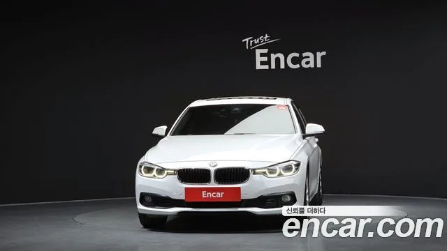 2016 BMW 3-Series, foto 3