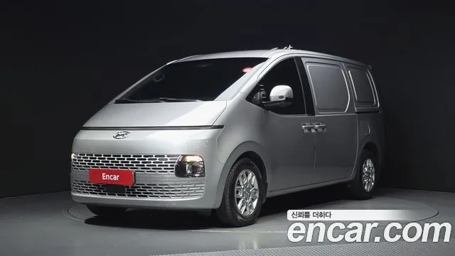 2023 Hyundai Staria
