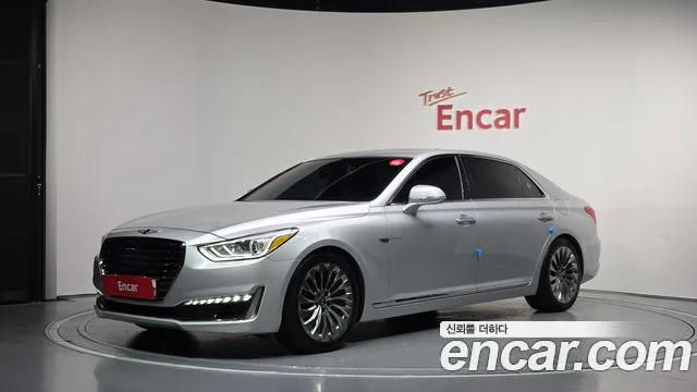 2018 Genesis EQ900