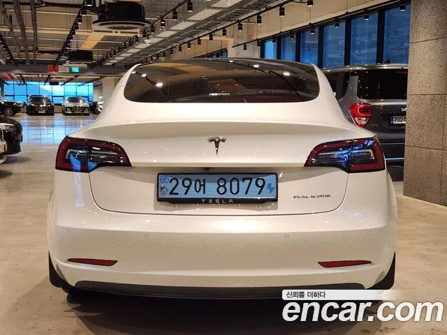 2021 Tesla Model 3, foto 2