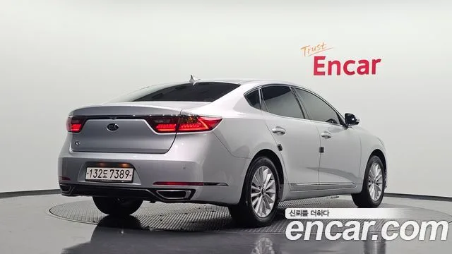 2017 Kia K7, foto 2