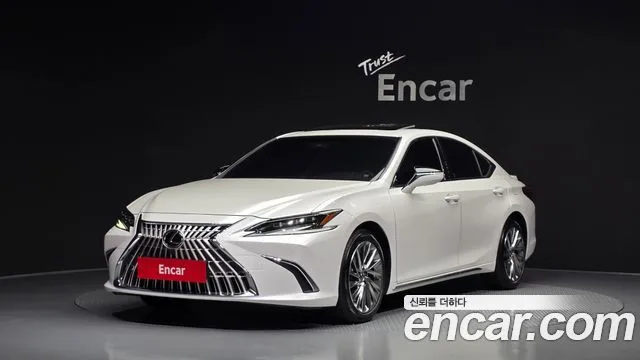 2026 Lexus ES
