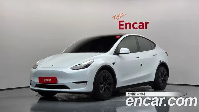 2024 Tesla Model Y