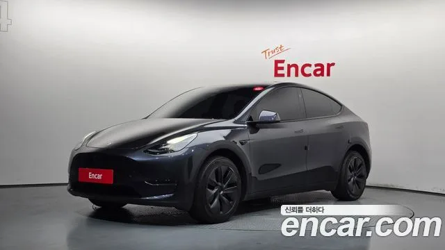 2024 Tesla Model Y