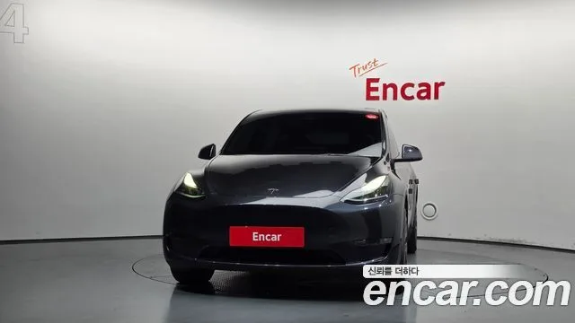 2024 Tesla Model Y, foto 3