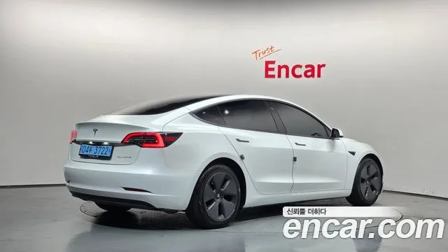 2021 Tesla Model 3, foto 2