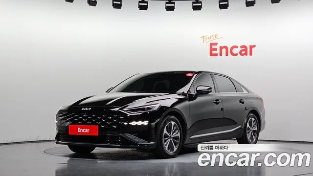 2023 Kia K8