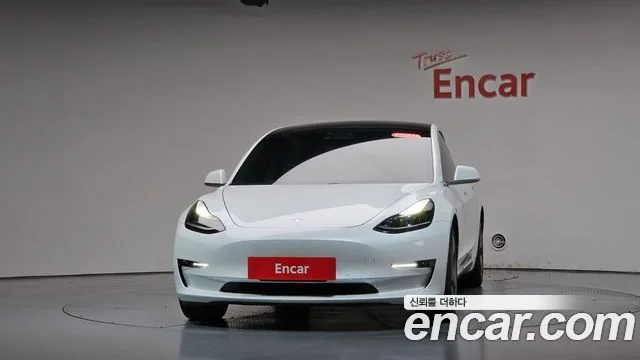 2020 Tesla Model 3, foto 3