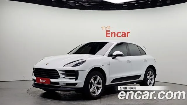 2020 Porsche Macan