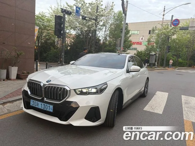 2026 BMW i5, foto 2