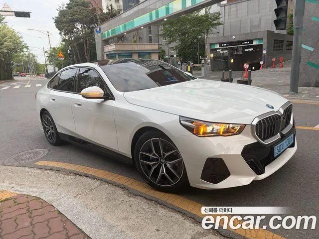 2026 BMW i5, foto 3
