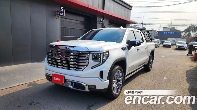 2023 GMC Sierra