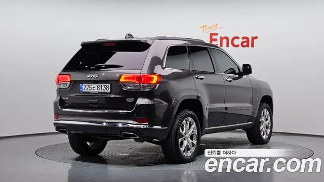 2020 Jeep Cherokee, foto 2