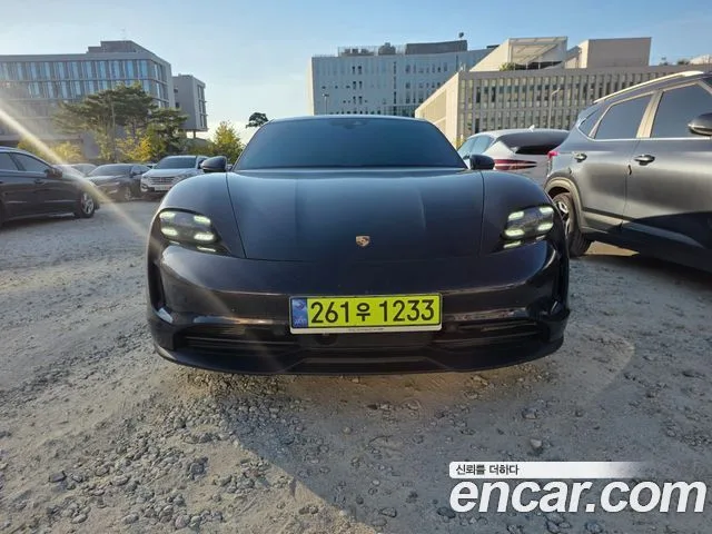 2024 Porsche Taycan