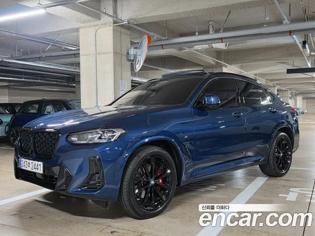 2025 BMW X4