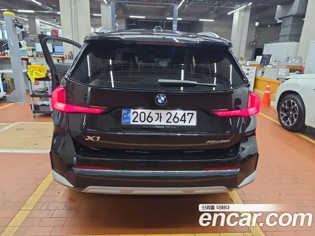 2024 BMW X1, foto 2