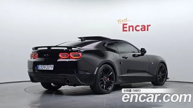 2021 Chevrolet Camaro, foto 2