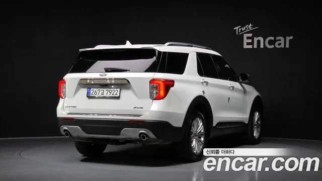 2021 Ford Explorer, foto 2