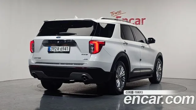 2021 Ford Explorer, foto 2