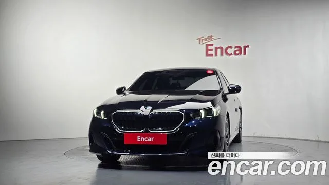2026 BMW 5-Series, foto 3