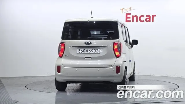 2017 Kia Ray, foto 4