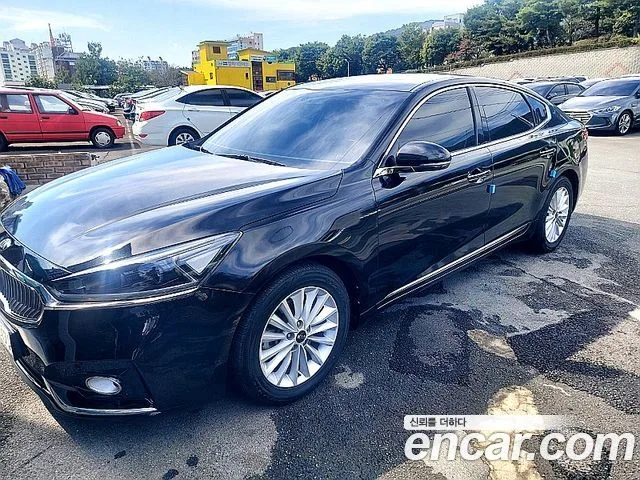 2018 Kia K7