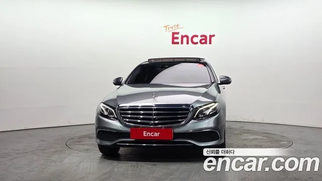 2017 Mercedes-Benz E-Class, foto 3