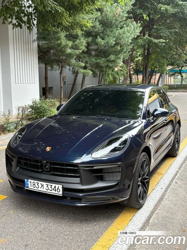 2023 Porsche Macan