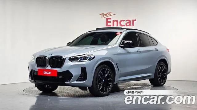 2025 BMW X4