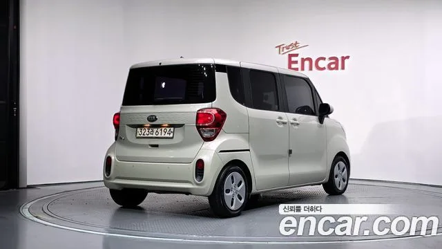 2018 Kia Ray, foto 2