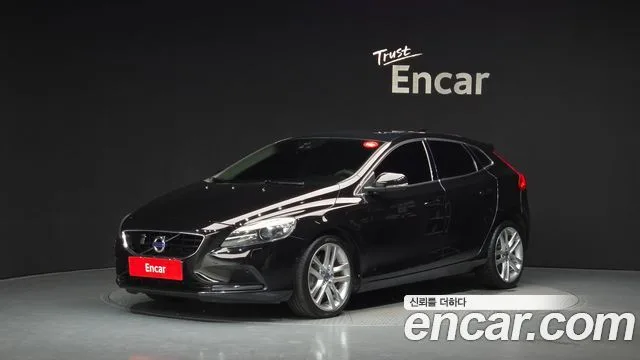 2016 Volvo V40