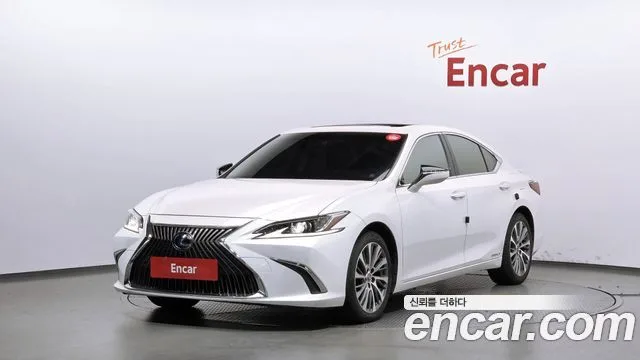 2020 Lexus ES