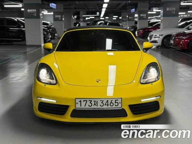 2019 Porsche 718