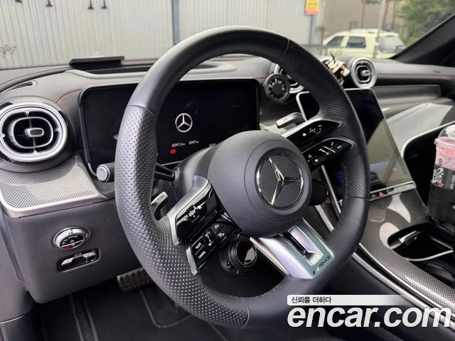2025 Mercedes-Benz GLC-Class, foto 2