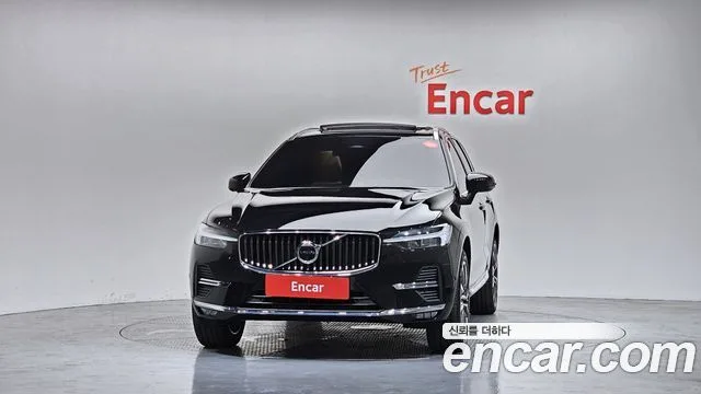 2022 Volvo XC60, foto 3