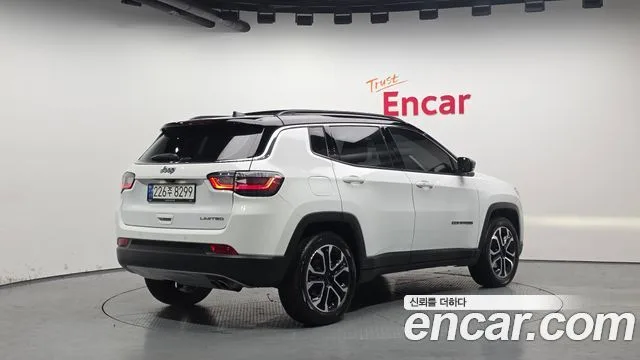 2022 Jeep Compass, foto 2