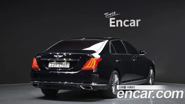 2016 Genesis EQ900, foto 2