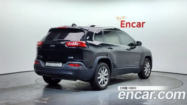 2018 Jeep Cherokee, foto 2