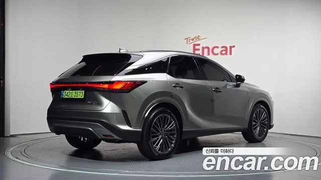 2026 Lexus RX, foto 2