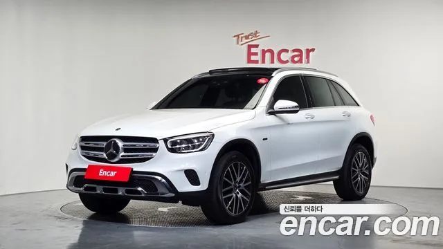 2021 Mercedes-Benz GLC-Class