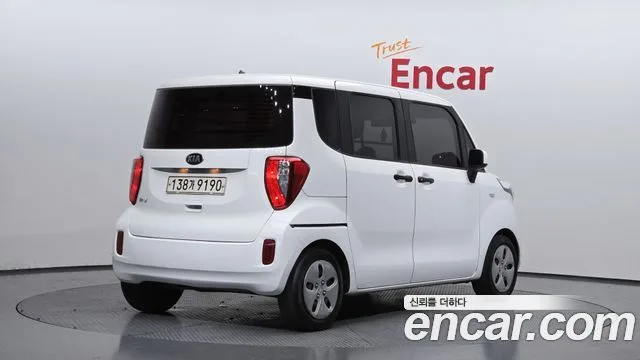 2017 Kia Ray, foto 2