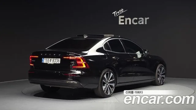2024 Volvo S60, foto 2