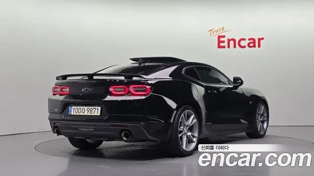 2021 Chevrolet Camaro, foto 2