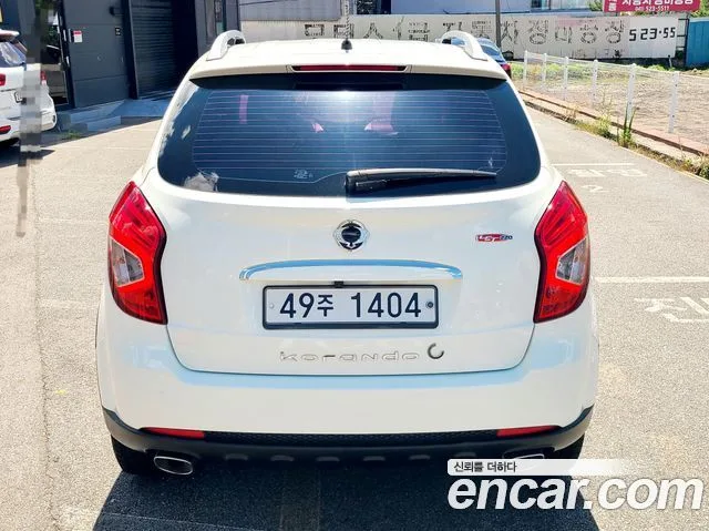 2016 KG Mobility Korando, foto 4