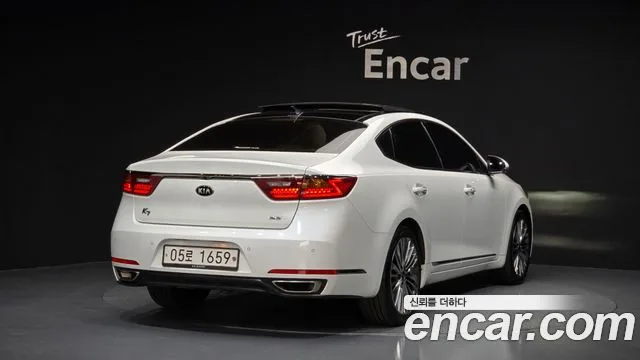2017 Kia K7, foto 2