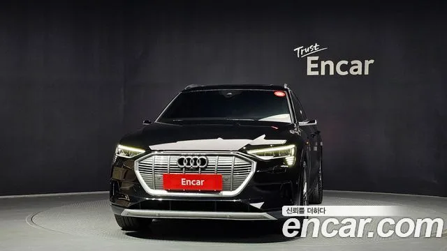 2022 Audi e-tron, foto 3