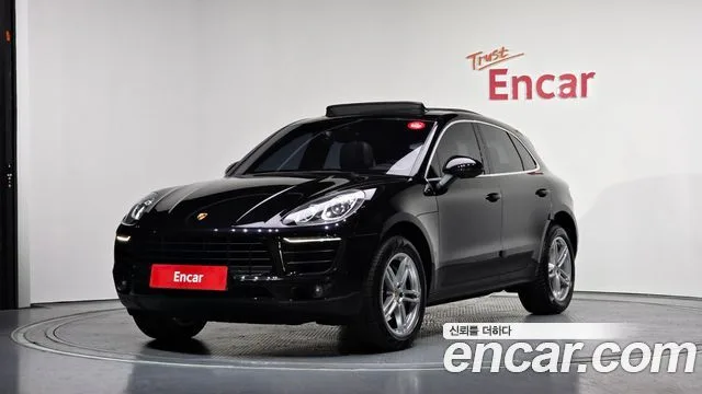 2017 Porsche Macan