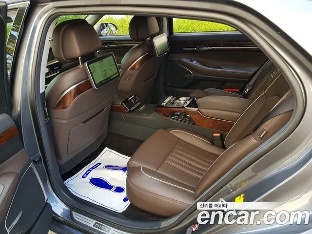 2016 Genesis EQ900, foto 3